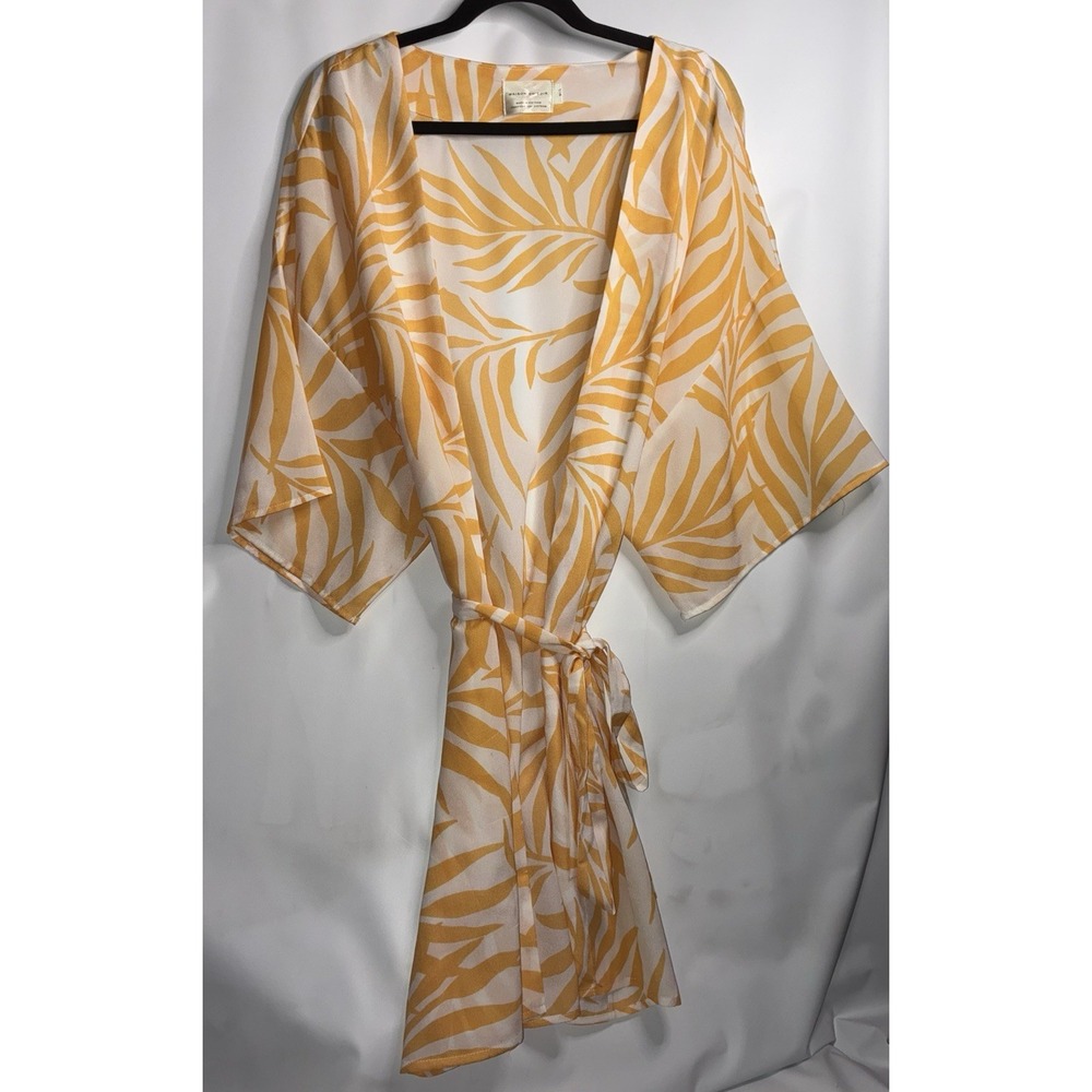 Maison Du Soir Kimono Robe Med Lg Short Cream Peach Leaves Silky Tie Waist